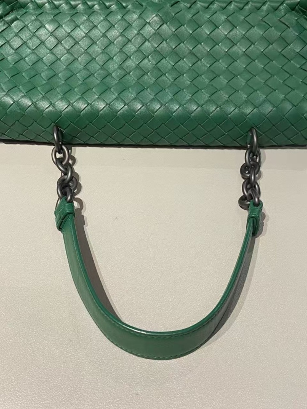 N16 Slightly Used Bottega Veneta Green Woven Leather Shoulder Chain Bag - Picture 7 of 14